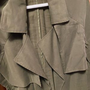 Lightweight trench jacket